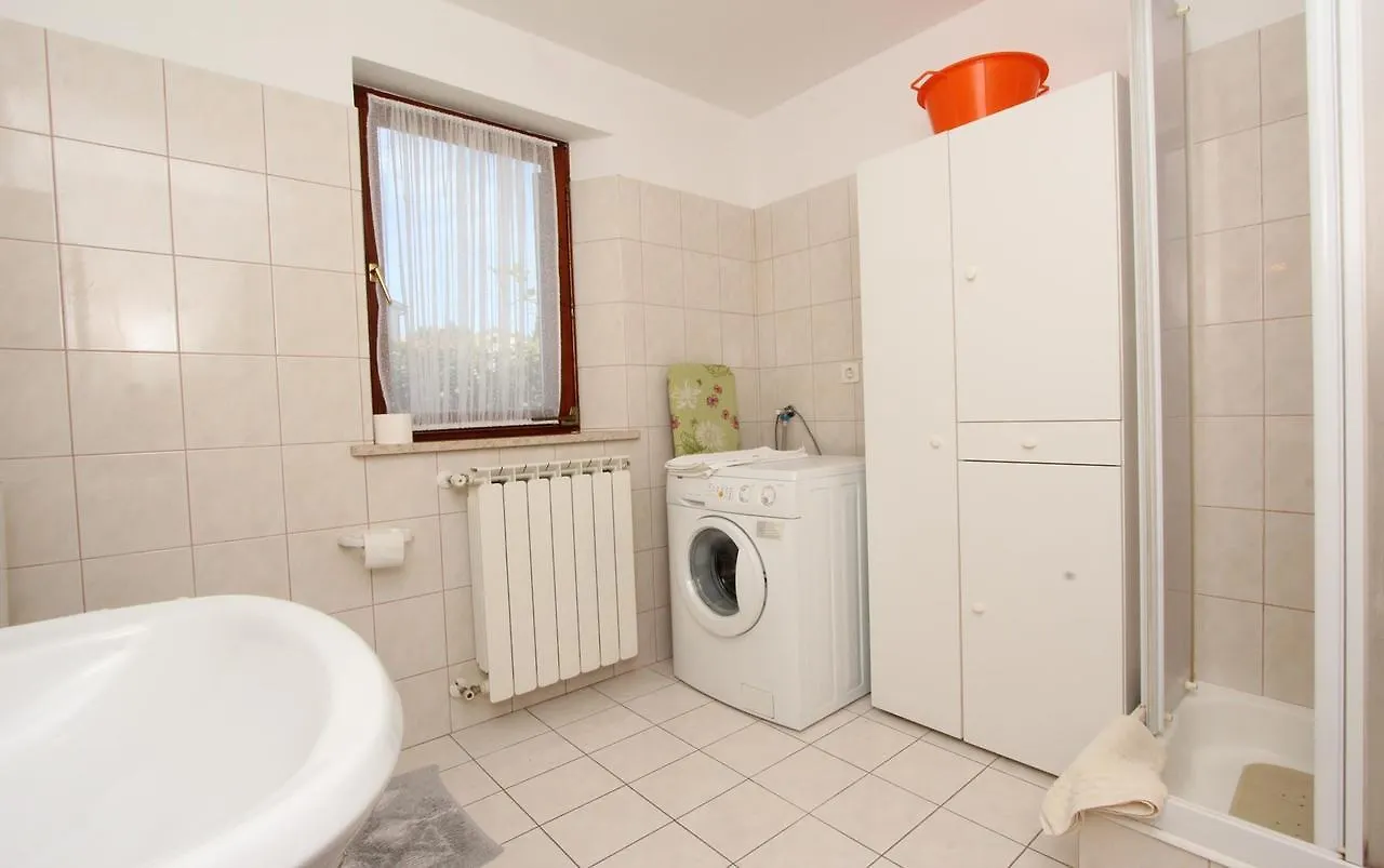 Apartments Cademia Rovinj 0*,