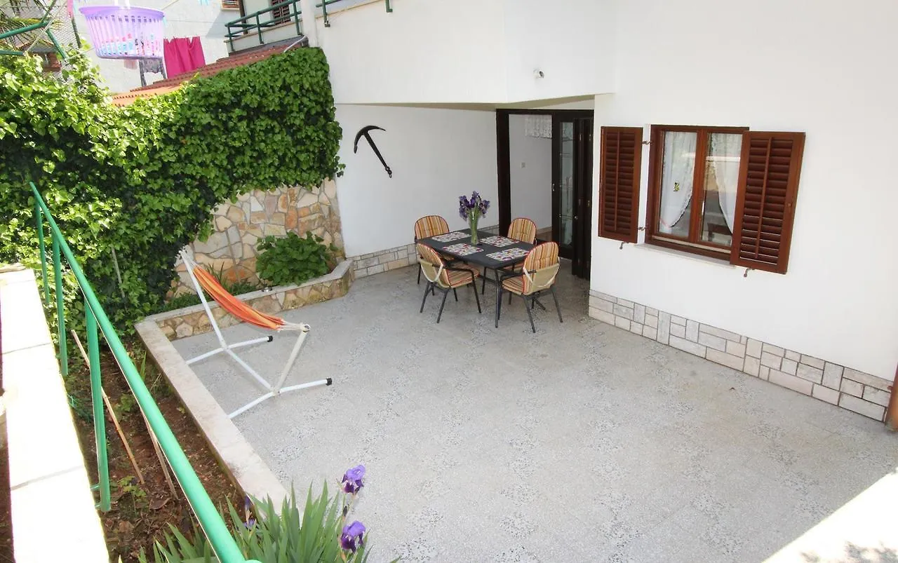 Apartments Cademia Rovinj 0*,  Croatia