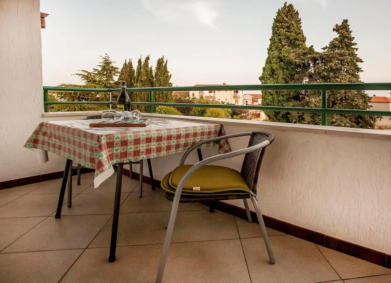 Apartments Cademia Rovinj 0*,  Croatia