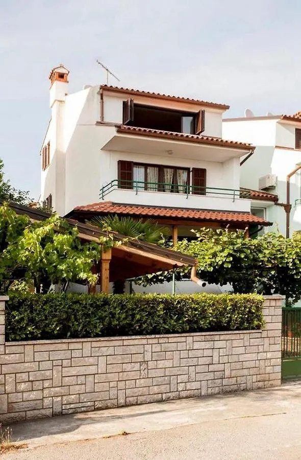Apartments Cademia Rovinj 0*,  Croatia